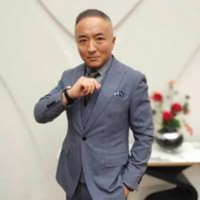 杨栋