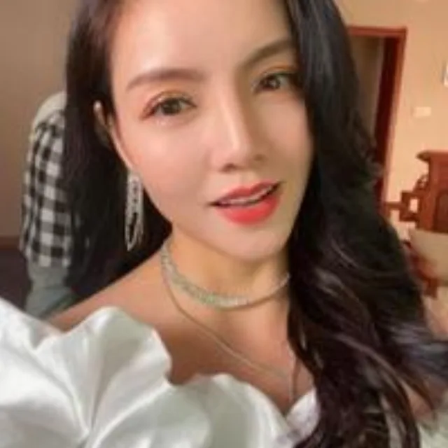 刘凡