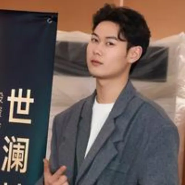 周明磊