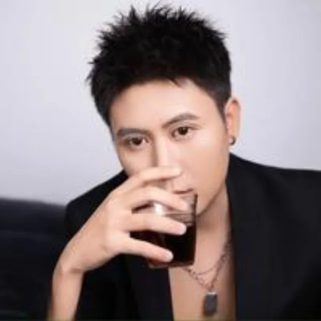 苏璨