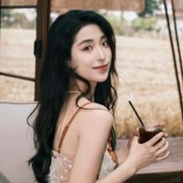 杨煚焱