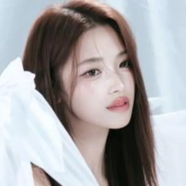 李金璇