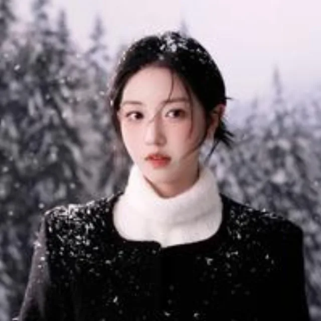龙伊雪