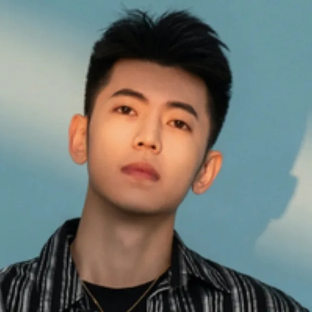 李泉成