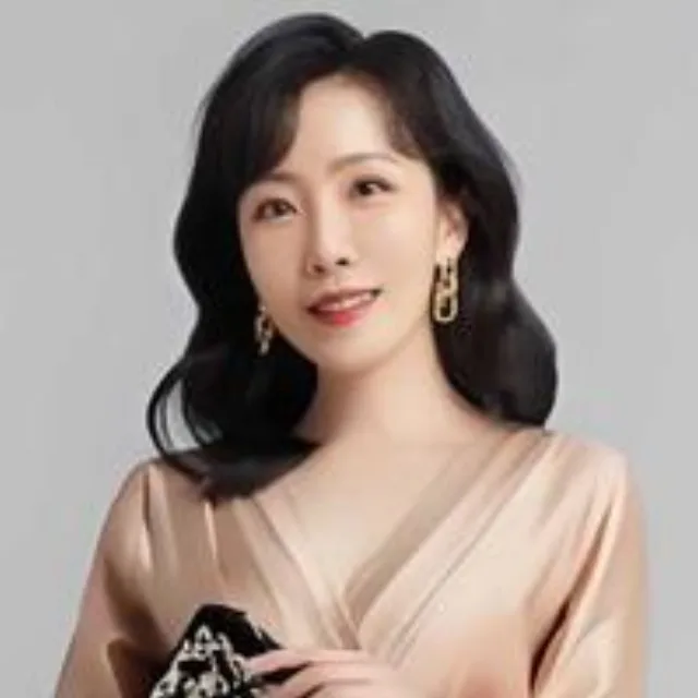 李沁霏