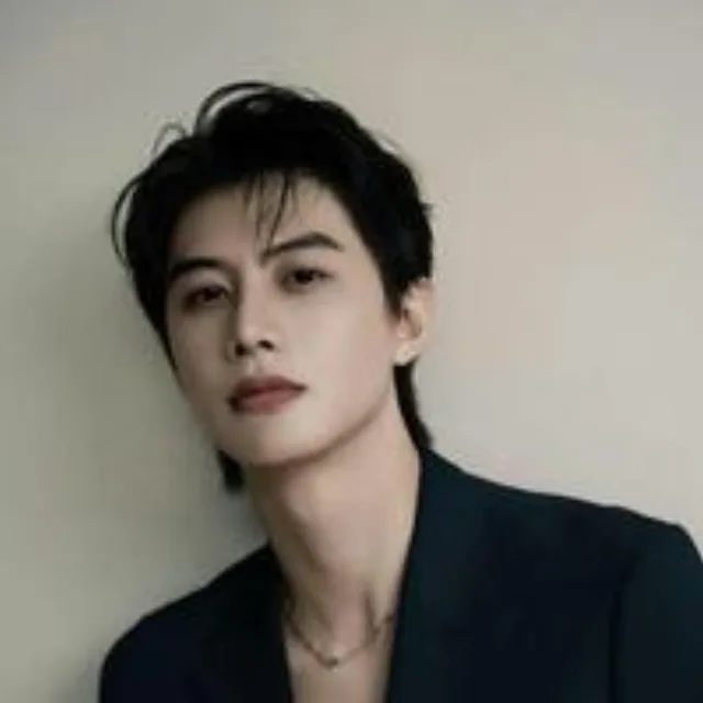 何健麒