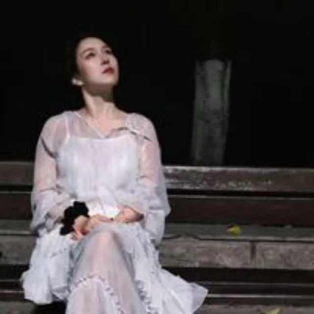 赵泠犀