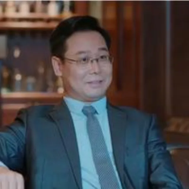 张坤