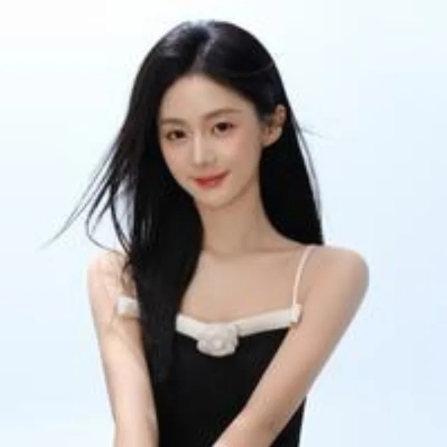 邓昕玥
