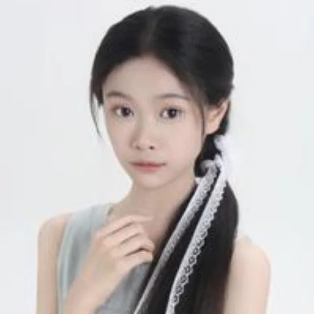 耿佳怡