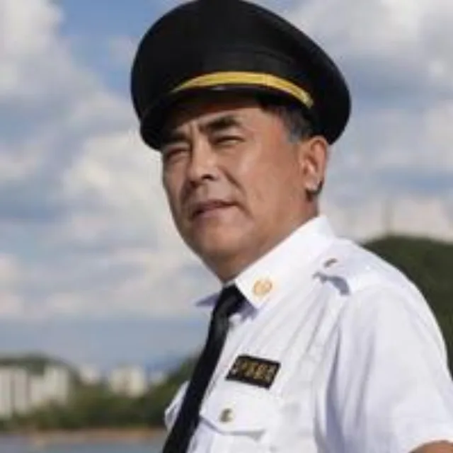 杨竣茗