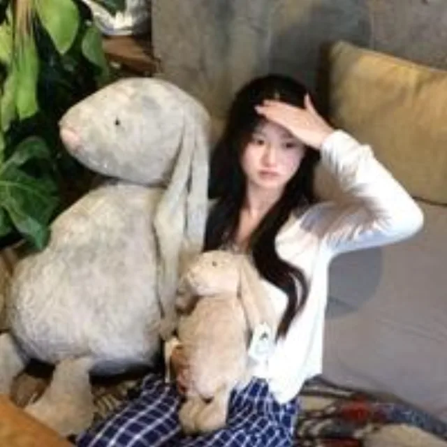 黄娉婷