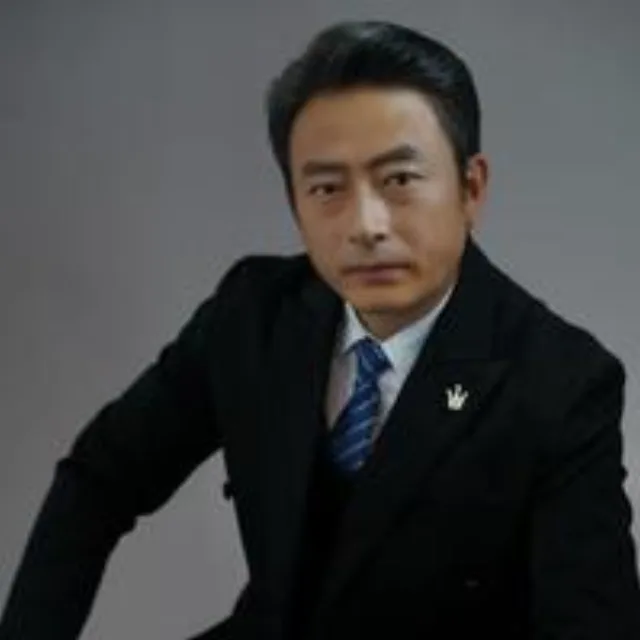 岳子龙