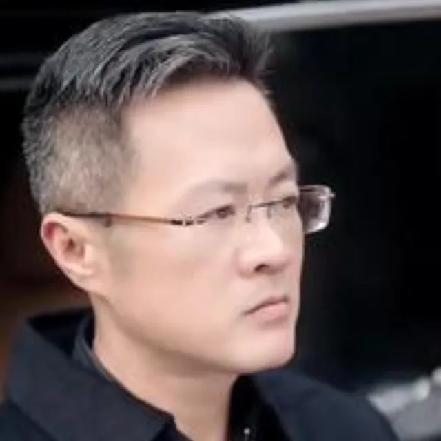 杨波
