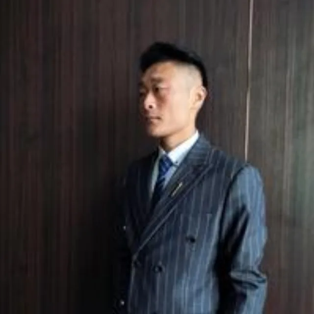 郭小年