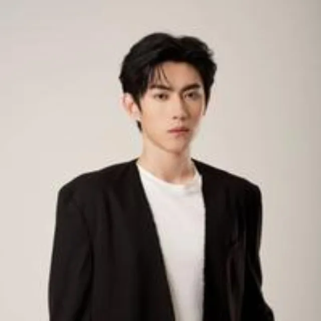 李昱潼