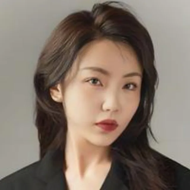 杨雅荔