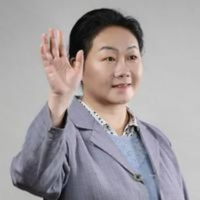 艾伶