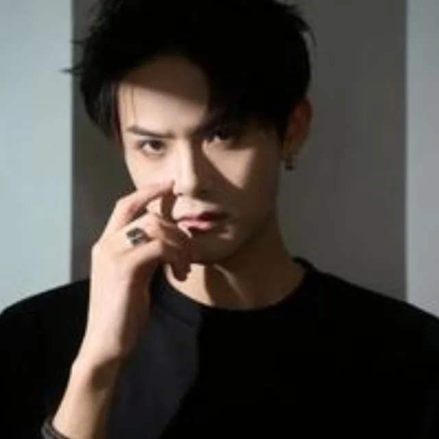 闫若宇