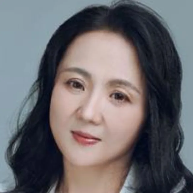 李芹