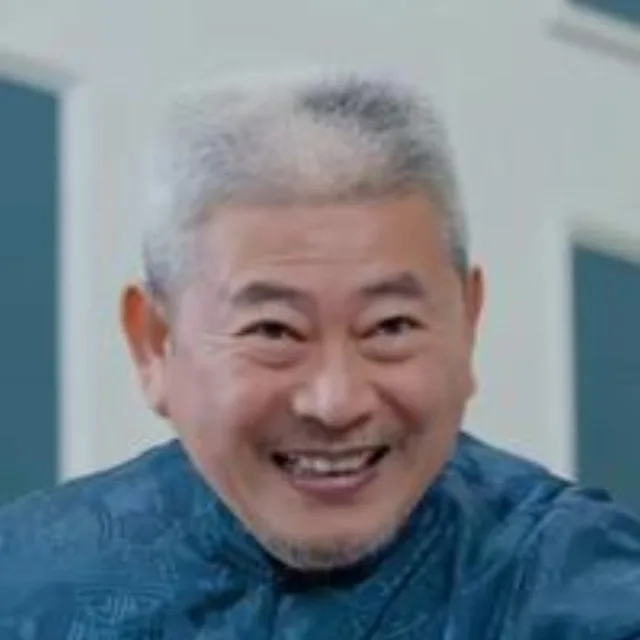 刘国际