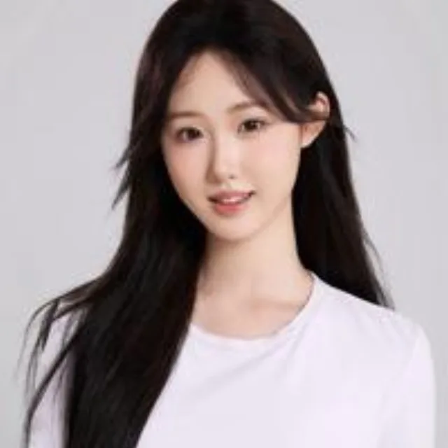章铭雯