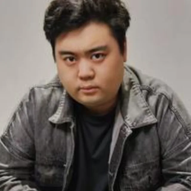 程昱博
