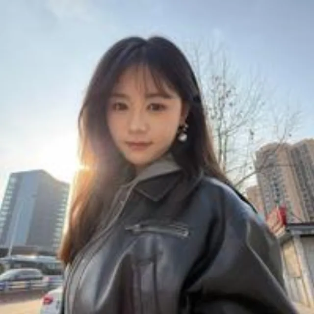 白钰彤