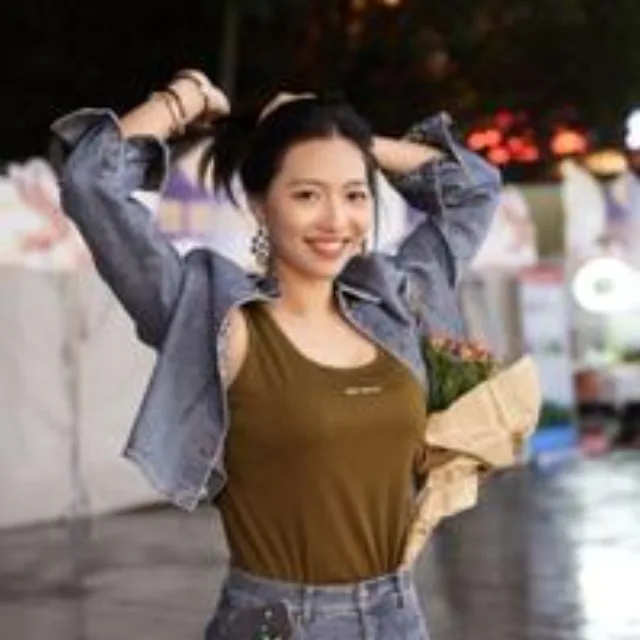 李丽莎