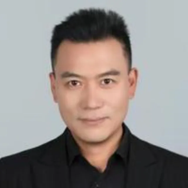 何旭