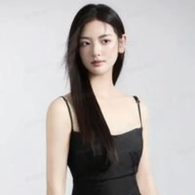 李婧也