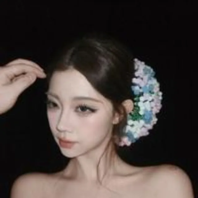 吕铭越
