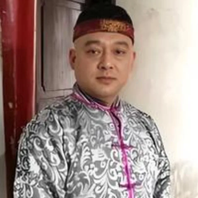 焉军