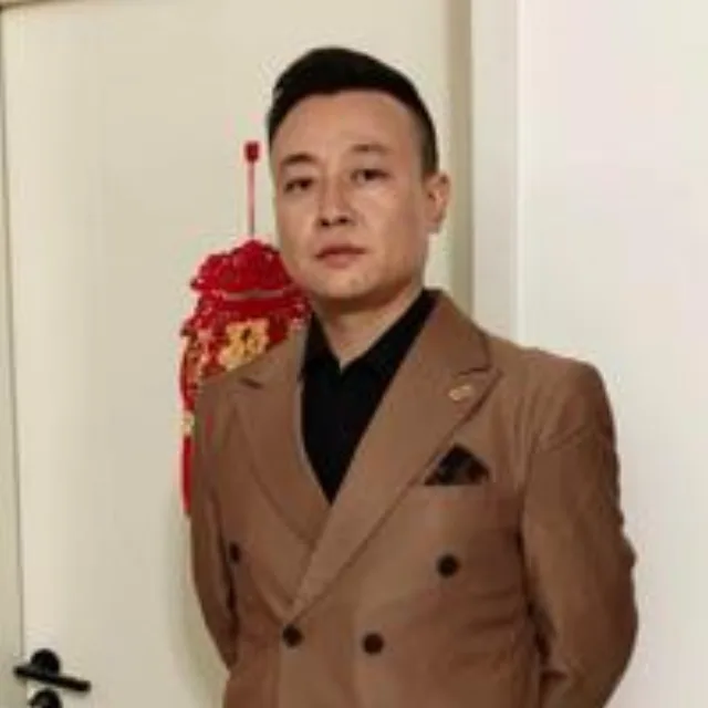 耿楠
